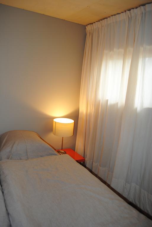 Hotel Les Foucauds Saint-Quentin-de-Caplong Pokój zdjęcie