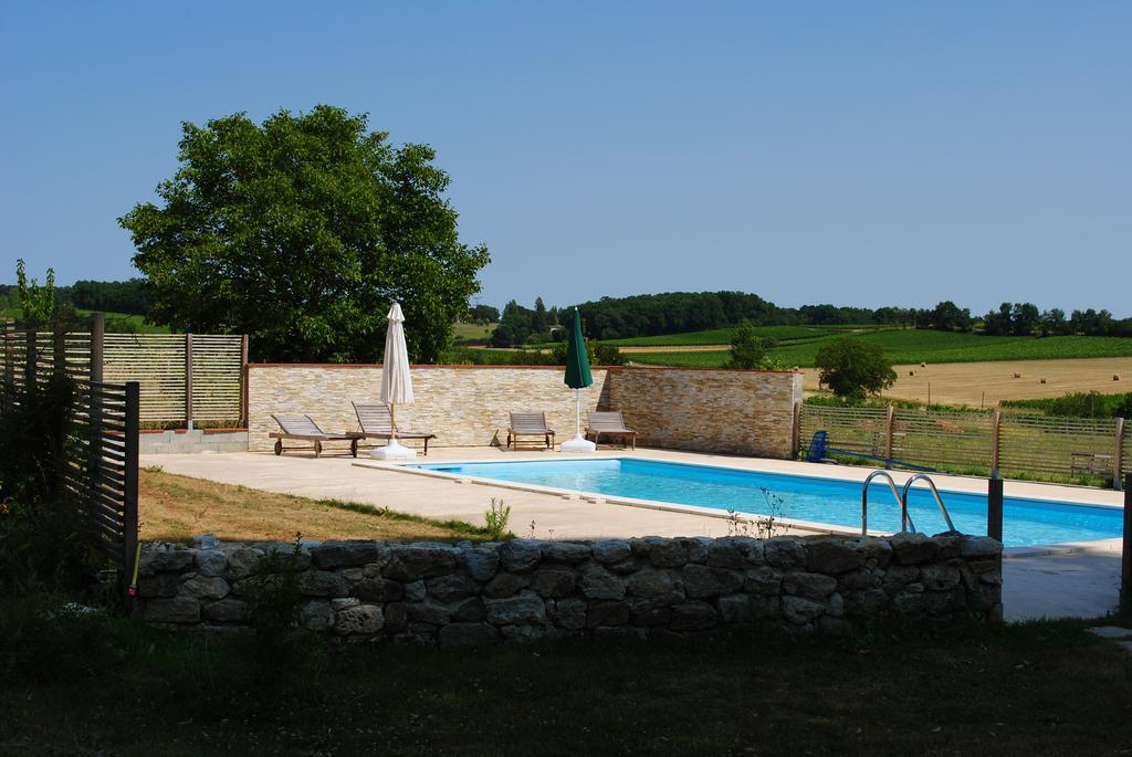 Hotel Les Foucauds Saint-Quentin-de-Caplong Zewnętrze zdjęcie