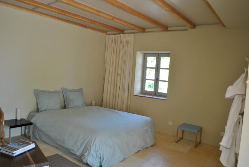 Hotel Les Foucauds Saint-Quentin-de-Caplong Pokój zdjęcie
