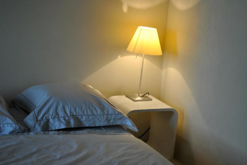 Hotel Les Foucauds Saint-Quentin-de-Caplong Pokój zdjęcie