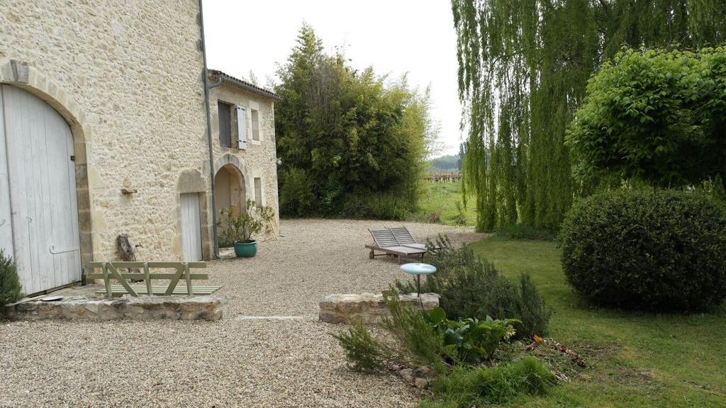 Hotel Les Foucauds Saint-Quentin-de-Caplong Zewnętrze zdjęcie